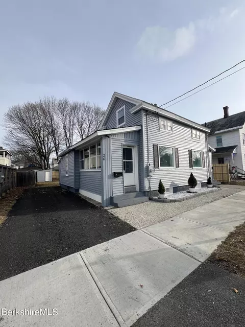 26-28 Wellington Ave, Pittsfield, MA 01201