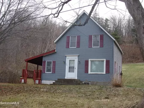 160 Richview Ave, North Adams, MA 01247