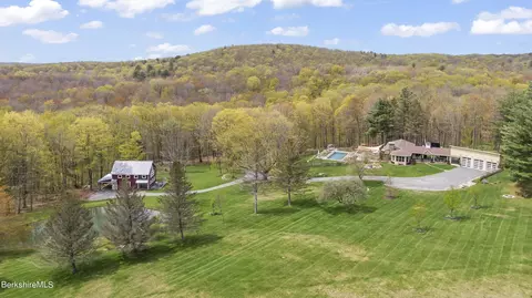 638 Rodman Rd # -B, Hillsdale, NY 12529