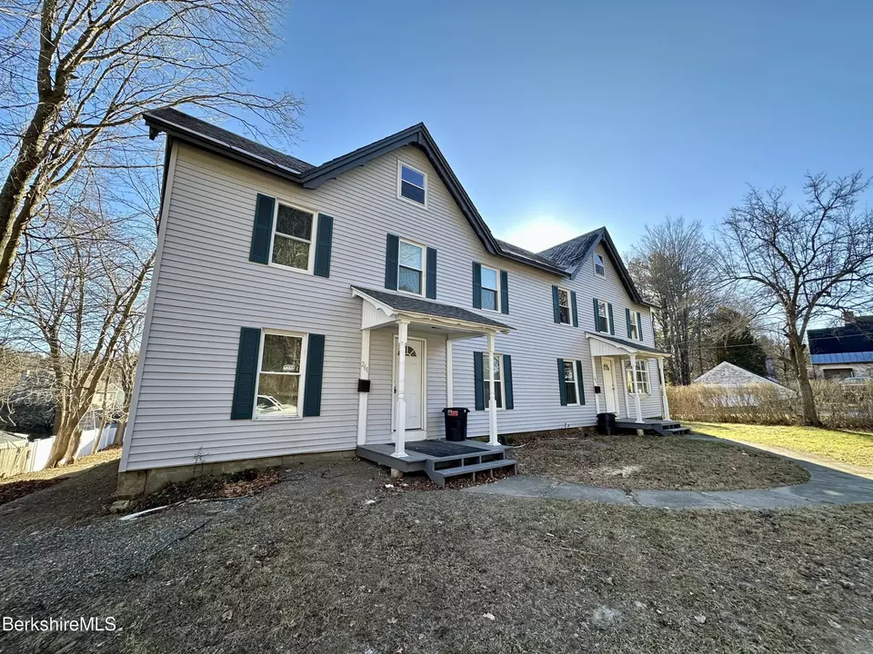 261263 Pomeroy Ave, Pittsfield, MA 01201 45 Photos Movoto