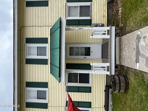 63 Carson Ave #5, Clarksburg, MA 01247