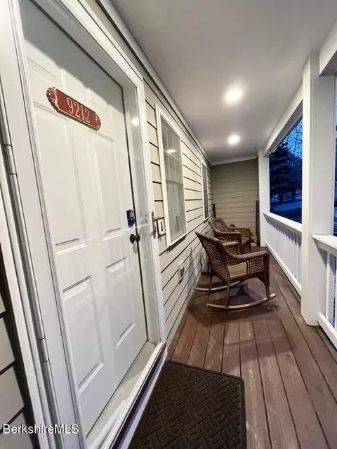 9212 Mountainside Dr, Hancock, MA 01237