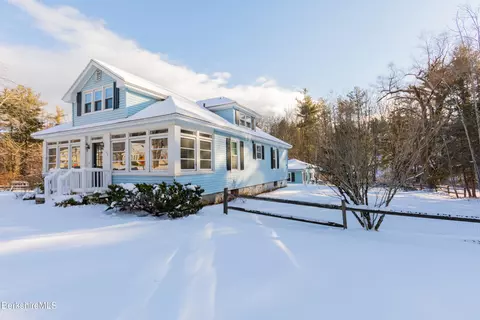 142 New Lenox Rd, Lenox, MA 01240