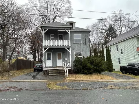 180-182 Brown St, Pittsfield, MA 01201