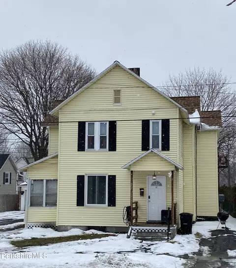 75-77 Briggs Ave, Pittsfield, MA 01201