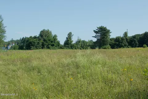 36 Pittsfield Rd, Lenox, MA 01240