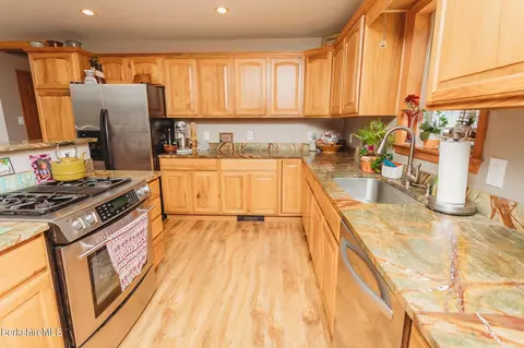 Kitchen - 123 Davis Mine Rd, Rowe, MA 01367 photo 2 of 5
