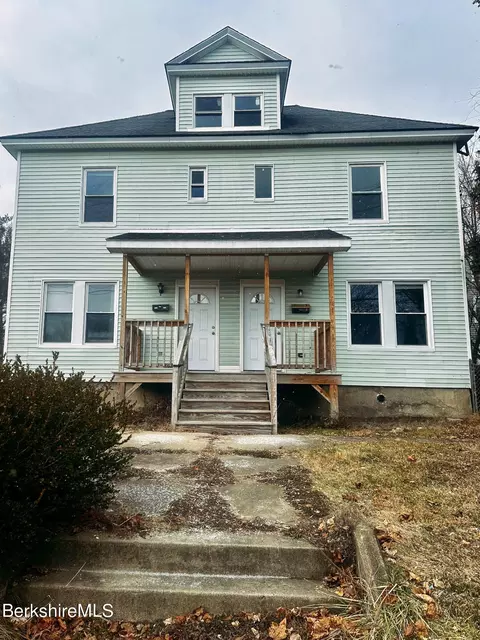 123 125 Onota St, Pittsfield, MA 01201