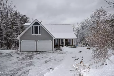 130 Oliver Ave, Pittsfield, MA 01201