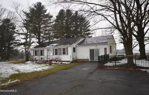 146 Hurlburt Rd, Great Barrington, MA 01230