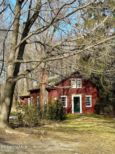 497 Dublin Rd, Richmond, MA 01254