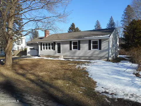 146 Pleasant St, Dalton, MA 01226