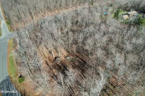 lot13 Lafayette Dr, Peru, MA 01235