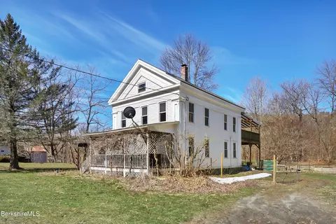 179 Lower St, Buckland, MA 01338