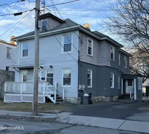 48 Fourth St, Pittsfield, MA 01201