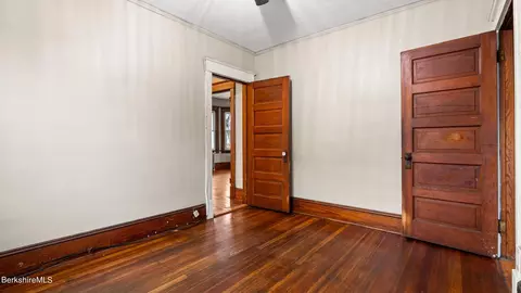 16-18 Pine St, Pittsfield, MA 01201 photo 11