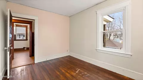 16-18 Pine St, Pittsfield, MA 01201 photo 8