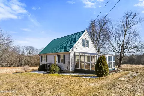 47 Rood Hill Rd, Sandisfield, MA 01255