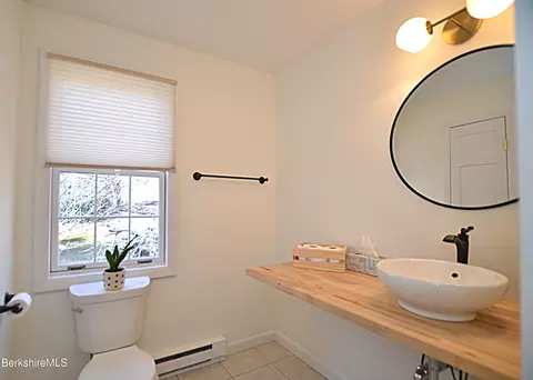 Bath - 95 Middlefield Rd, Peru, MA 01235 photo 2 of 2