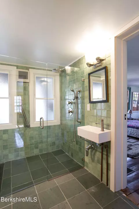 960 S Undermountain Rd, Sheffield, MA 01257 photo 16