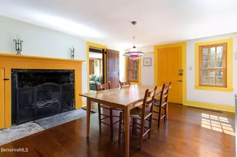960 S Undermountain Rd, Sheffield, MA 01257 photo 6