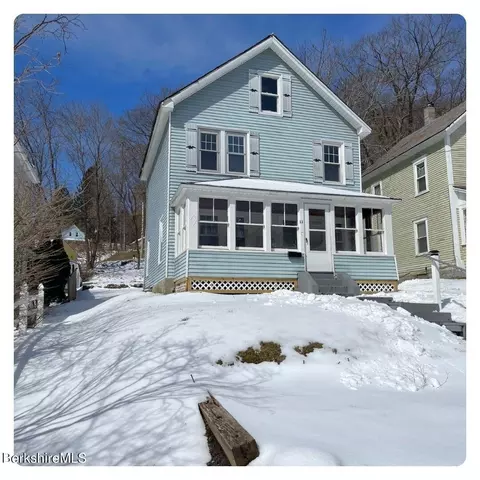 11 Nelson St, North Adams, MA 01247