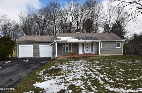 423 Williams St, Pittsfield, MA 01201