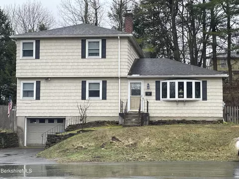 131 Gamwell Ave, Pittsfield, MA 01201