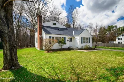 49 May St, Williamstown, MA 01267