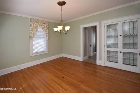 Dining - 235 Appleton Ave, Pittsfield, MA 01201 photo 1 of 3