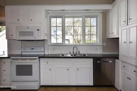 Kitchen - 235 Appleton Ave, Pittsfield, MA 01201 photo 3 of 5