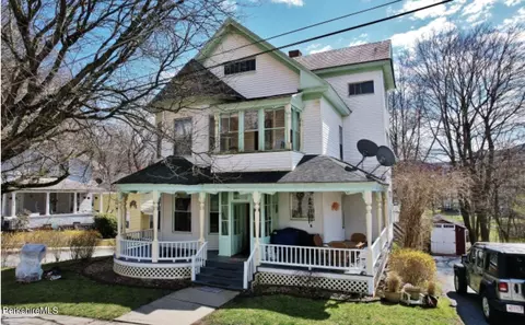 86 Chestnut St, North Adams, MA 01247