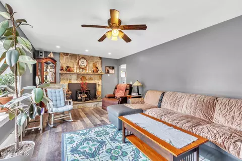 Living - 696 River Rd, Windsor, MA 01270 photo 1 of 4