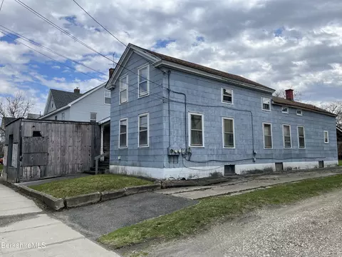518 Fenn St, Pittsfield, MA 01201