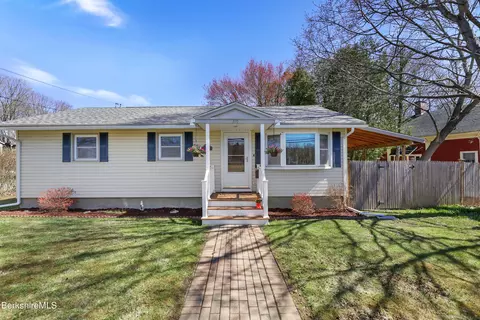 310 Pecks Rd, Pittsfield, MA 01201