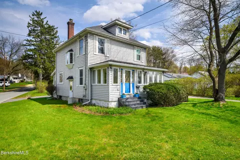 726 Simonds Rd, Williamstown, MA 01267