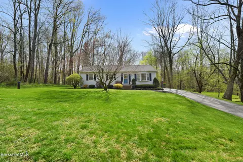 814 Partridge Rd, Lanesborough, MA 01237