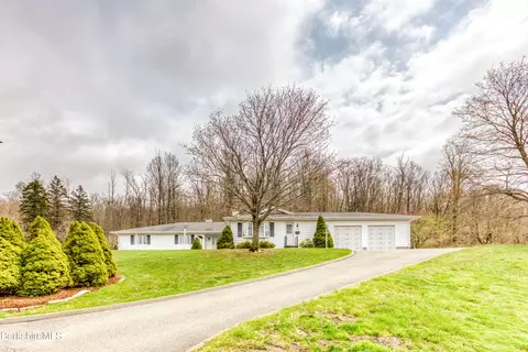 150 Barton Hill Rd, Dalton, MA 01226