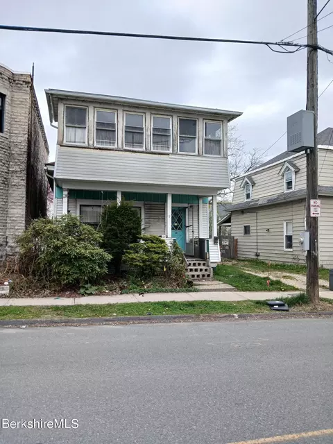 9 Lincoln St, Pittsfield, MA 01201