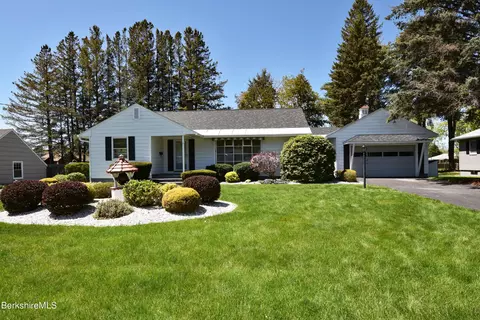 82 Wealthy Ave, Pittsfield, MA 01201