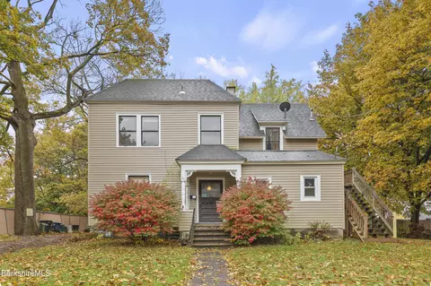 31 Henry Ave, Pittsfield, MA 01201