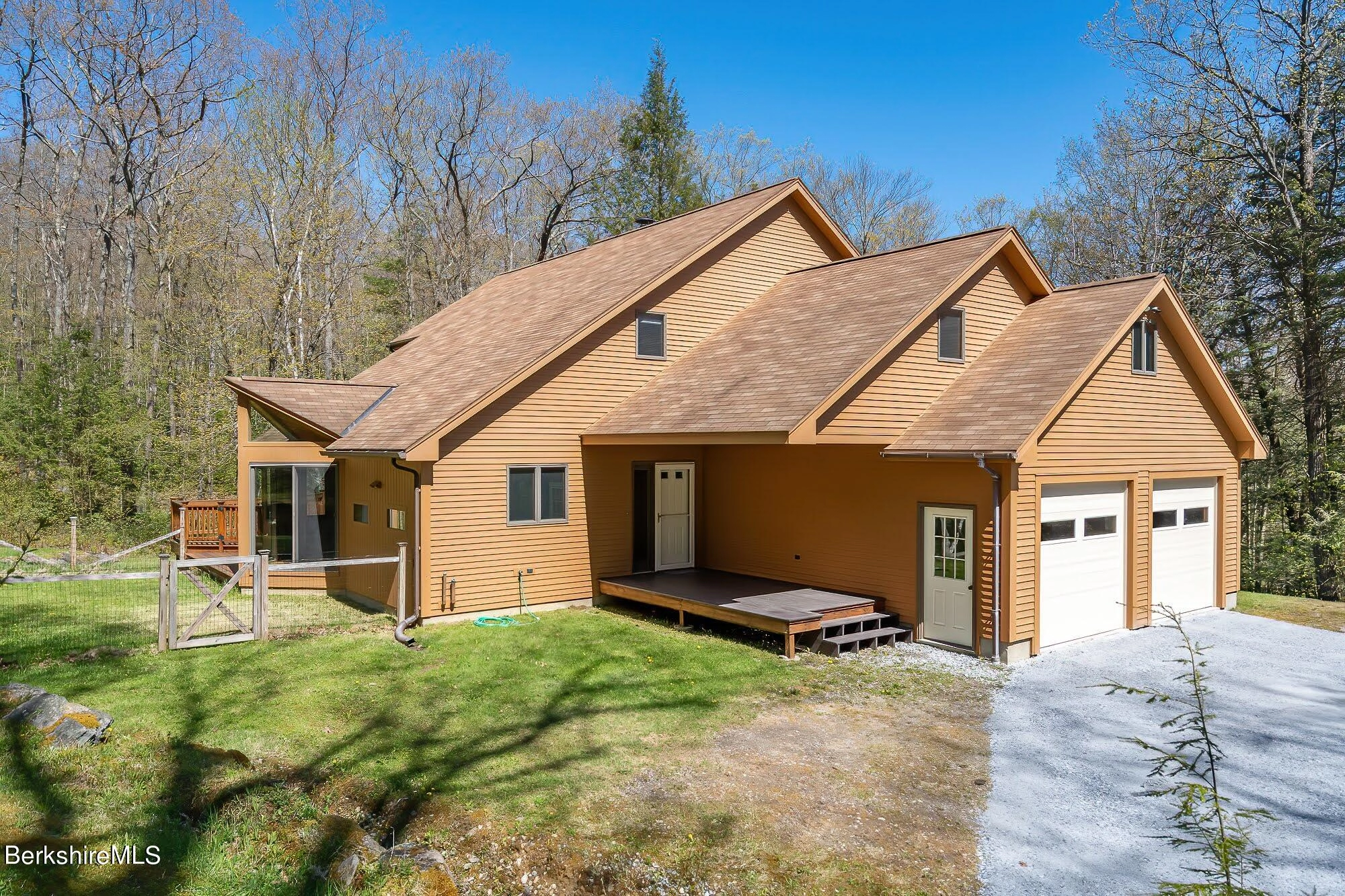 6 STONEBRIDGE Way