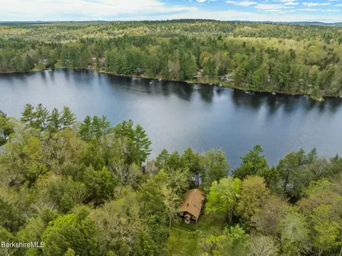 16 Washington Rd S Rd, Goshen, MA 01032