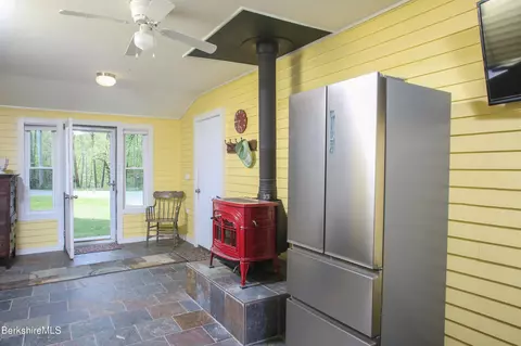 Entry Way - 327 River Rd, Florida, MA 01247 photo 1 of 1