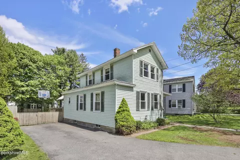 367 Elm St, Pittsfield, MA 01201