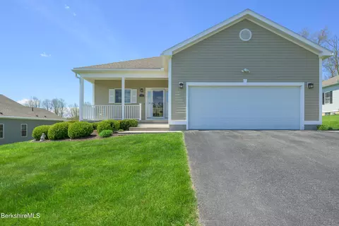 11 Cherry Hill Dr, Pittsfield, MA 01201