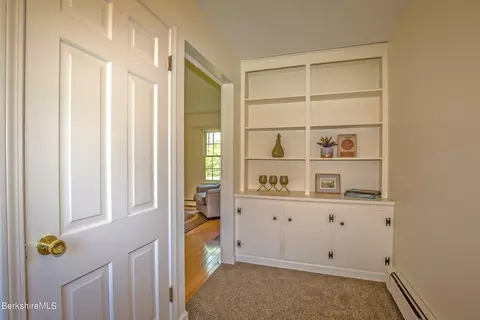 92 King William Rd, Lenox, MA 01240 photo 2