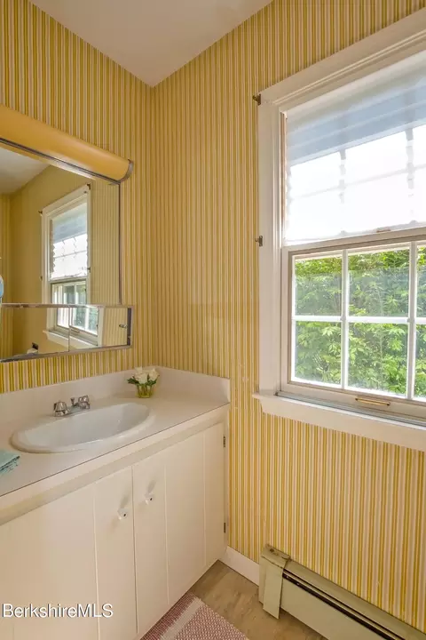 92 King William Rd, Lenox, MA 01240 photo 10