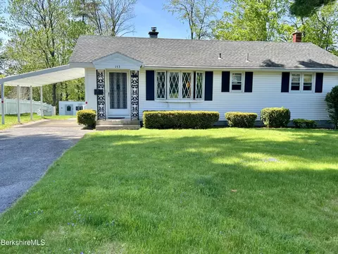 153 Doreen St, Pittsfield, MA 01201
