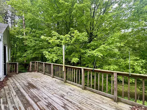 325 Laurel St, Lee, MA 01238 photo 32